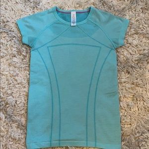 Ivivva Blue short sleeve size:10
